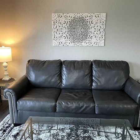 New Remodeled Luxury Condo By The Lake, No Stairs! Branson Luaran gambar